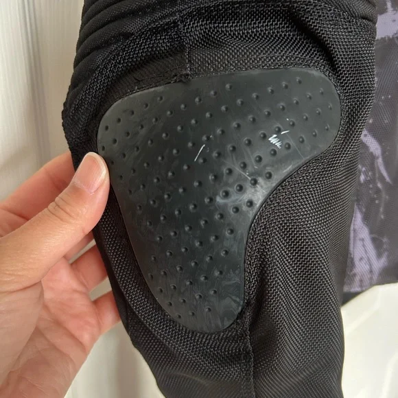 Women’s Icon Overlord Motorcycle Jacket - Picture 5 of 14